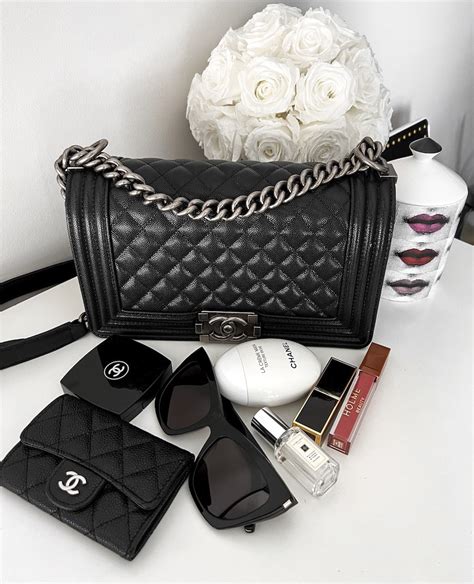 chanel mini boy bag review